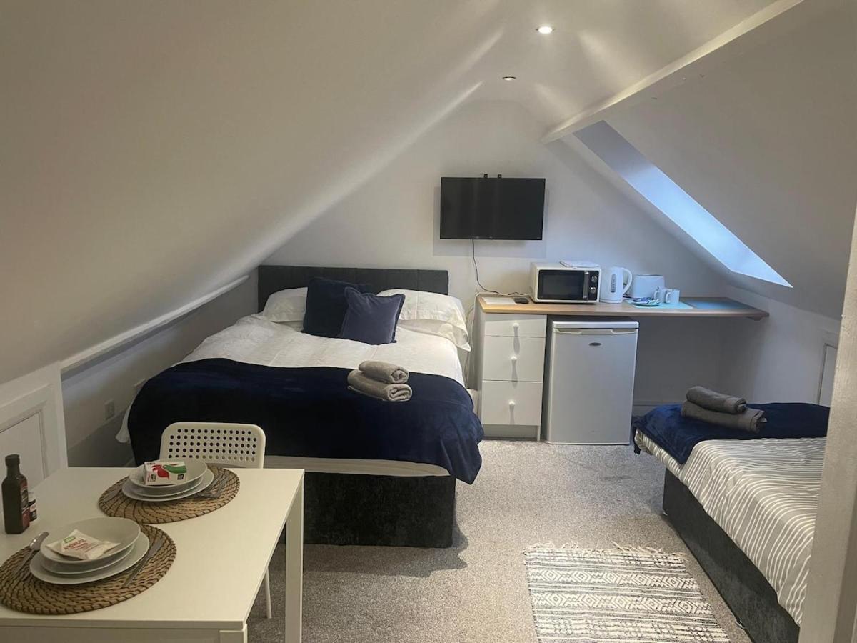Flat B * Horsforth